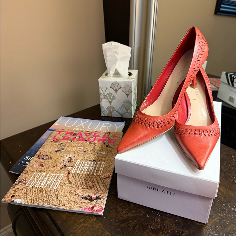 Salmon colored Nine West kitten heel pump